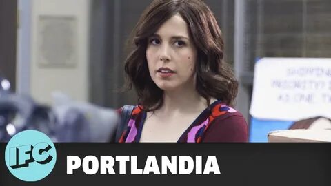 Comedian Vanessa Bayer Deals With the Horrors of Parcel Pick