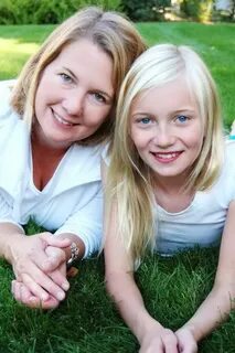 Portrait Photography - Mother and Daughter Mother daughter p