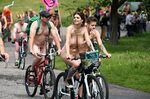 Hundreds of cyclists strip off and get in the saddle for Bri