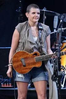 October 14: Natalie Maines of the Dixie Chicks is 37-years-o