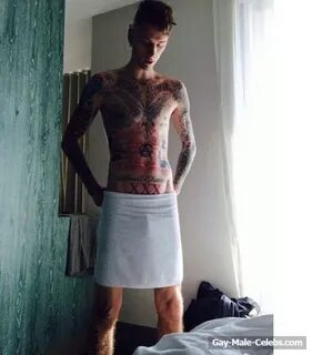 Machine Gun Kelly Nude And Huge Bulge Photos - Gay-Male-Cele