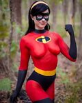 Incredibles 2 body paint by artist Nellie Maan - Imgur
