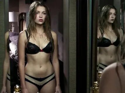 Lili simmons true detective Lili Simmons