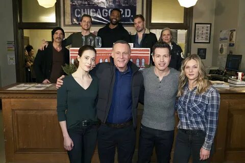 I Like to Watch TV: Chicago PD "100th Episode Celebration"