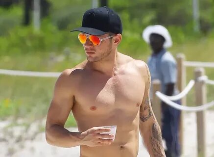 EXCLUSIVE: Ryan Phillippe Naked + PRIVATE Leaks! * Leaked Me