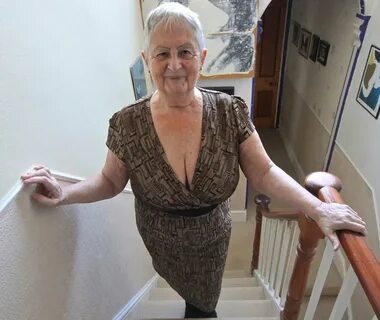 Fashionista grandmother Frocks. Part 1 - 68 Pics xHamster