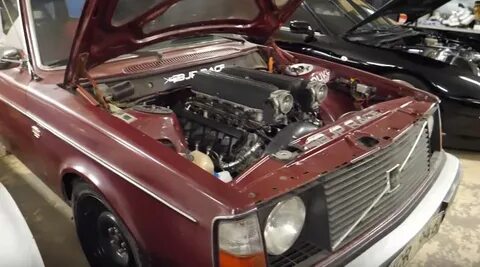 1975 Volvo Wagon Gets Lamborghini V10 in Crazy Engine Swap -