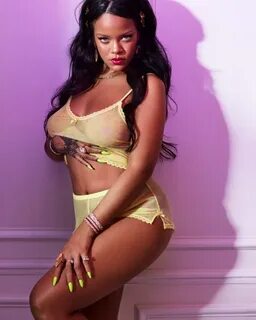 Голая певица Рианна (Rihanna) 141 фото
