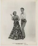 Taivaan tähden! (1950) - Joan Blondell as Daphne Peters - IM