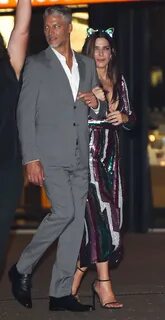 Sandra Bullock and Boyfriend Bryan Randall Cozy Up in London