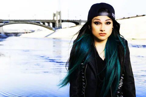 Download Snow Tha Product Wallpaper Gallery