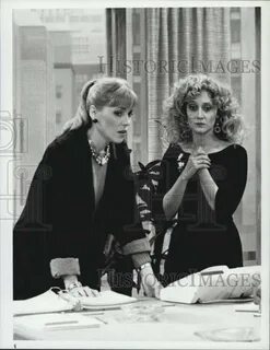 Bess Armstrong & Carol Kane - Sitcoms Online Photo Galleries