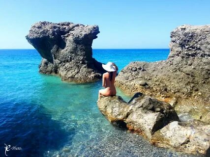 Como se comportar numa praia de nudismo? " Os Naturistas