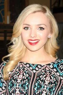 Peyton List's Hairstyles & Hair Colors Steal Her Style Page 
