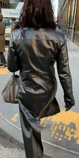 Leather Coat Daydreams: Fantastic streetshots