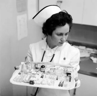 25 Inspiring Vintage Photos Of Nurses From Yesteryear Nurse 