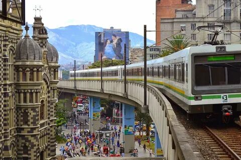 Medellín, Antioquia, Colombia. "El metro excelente sistema d