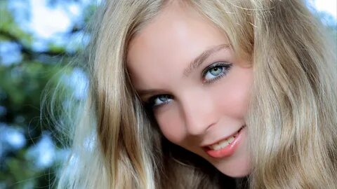 Download Wallpaper blonde face girl smile look sweetheart si
