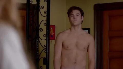 ausCAPS: Charlie DePew shirtless in Famous In Love 1-03 "Not