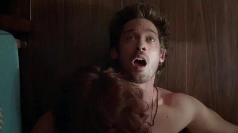 ausCAPS: Will Kemp nude in Girlfriends' Guide To Divorce 3-0