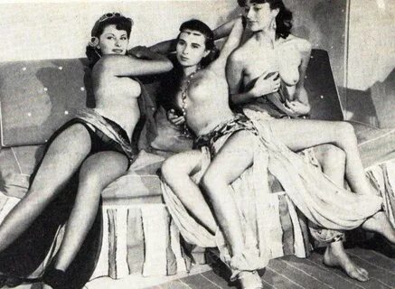 Sophia Loren y compañía en "Era Lui Si Si" (1952)