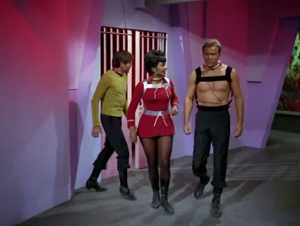 2x16 - The Gamesters of Triskelion - TrekCore 'Star Trek: TO