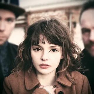 chvrches Lauren mayberry, Hair styles, Hair inspiration