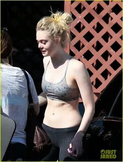 Elle Fanning: Some Kids Play Soccer, I Do Movies: Photo 2952