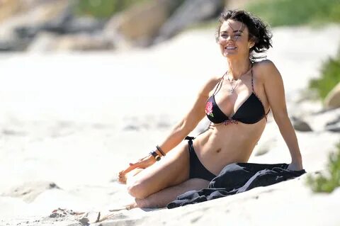 Kelly Carlson-32 GotCeleb