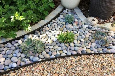 Pebbles And Stones For Landscaping - Bisinchi