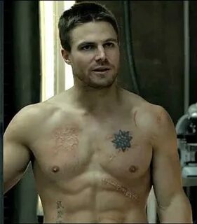 Stephen Amell Workout - Get a Ripped Superhero Body Like the