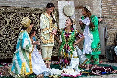 Свадебные узбекские платья (67 фото)