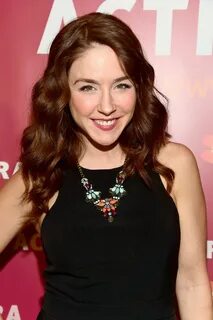 Erin Karpluk Sexy - Porn Sex Photos