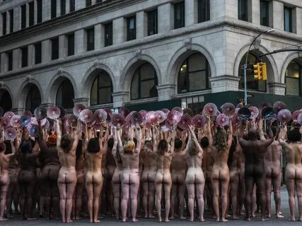 Facebook Reportedly Working With Group Behind Nudity Protest