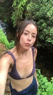 Chloe Bennet on Twitter: "There really needs to be a dinosau