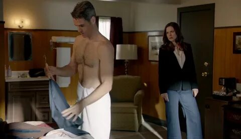 Shirtless Men On The Blog: Eddie Cahill Shirtless