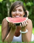Top 5 foods to cool you down this summer - SheKnows