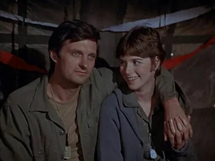 Alan Alda and Marcia Strassman in M*A*S*H (1972) Alan alda, 