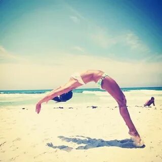 Pin by Shelbee Simmons on Motivation Beach gymnastics, Tumbl
