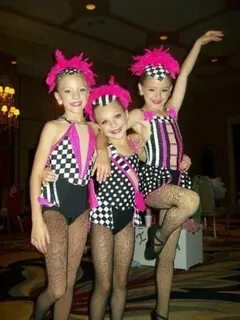 paige hyland Maddie ziegler and chloe lukasiak oh if only th