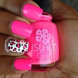 Hot pink nails! I dont care if its february I need some hot 