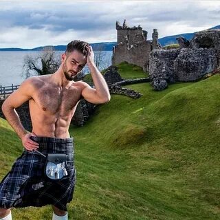 Pin by Albert Wolf on Men kilted ♂ ️♂ Men in kilts, Kilt, Men