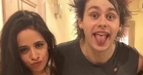 Camila Cabello And Michael Clifford : you make me smile * AU