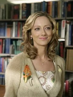 Judy Greer to play Ashton Kutcher's ex on "Two and a Half Me