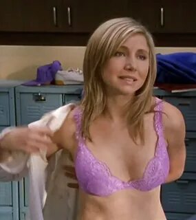 Sarah Chalke - 10 Pics xHamster