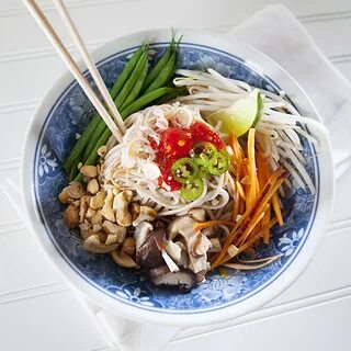 Spicy Soba Noodle Bowl - Nugget Markets Image