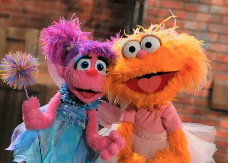 Sesame Street в Твиттере: "Happy birthday, Zoe! We are lucky