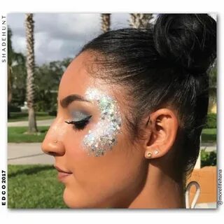 @morelifehana looks out of this world with her intergalactic