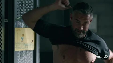 Shirtless Men On The Blog: Jay Harrington Shirtless