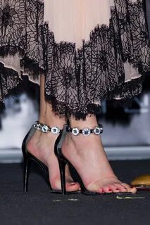 Jennifer Lawrence's heels look like they could easily stop t